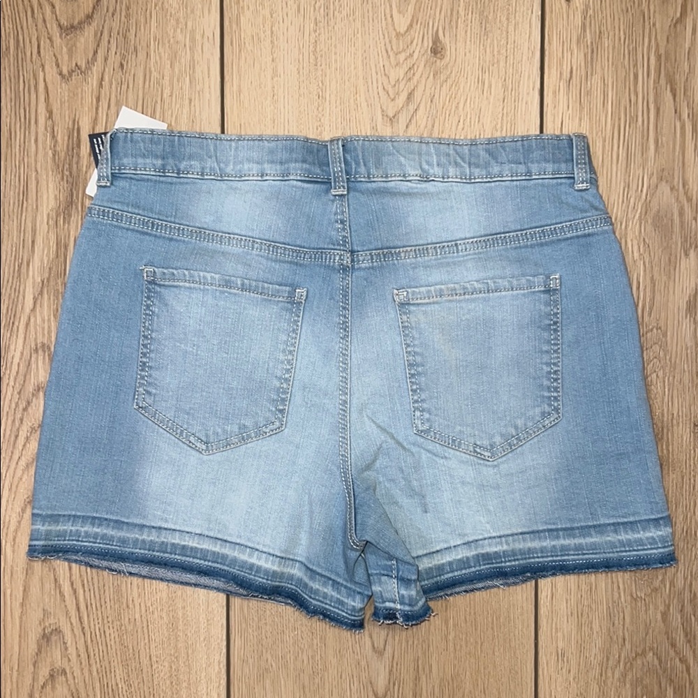 NWT - OshKosh B'gosh Girls Embroidered Blue Jean Shorts - Picture 6 of 9